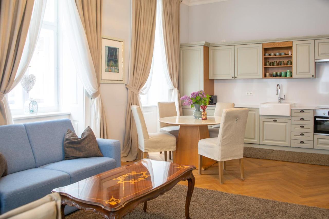 Stilvolles Apartment In Zentraler Lage Vienna Exterior photo